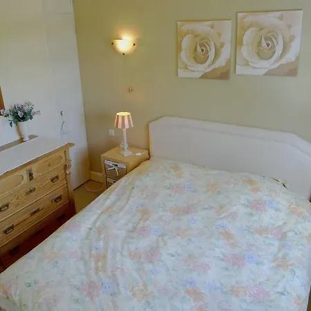 Des Roses Villa *